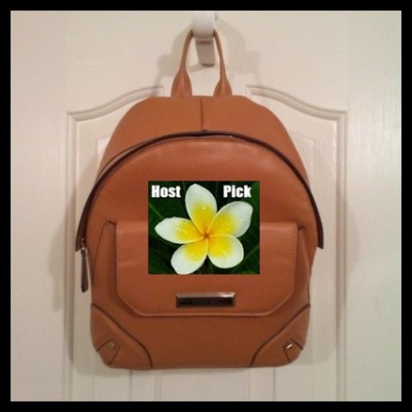 NEW Reaction Kenneth Cole Mini Backpack. - Picture 1 of 4